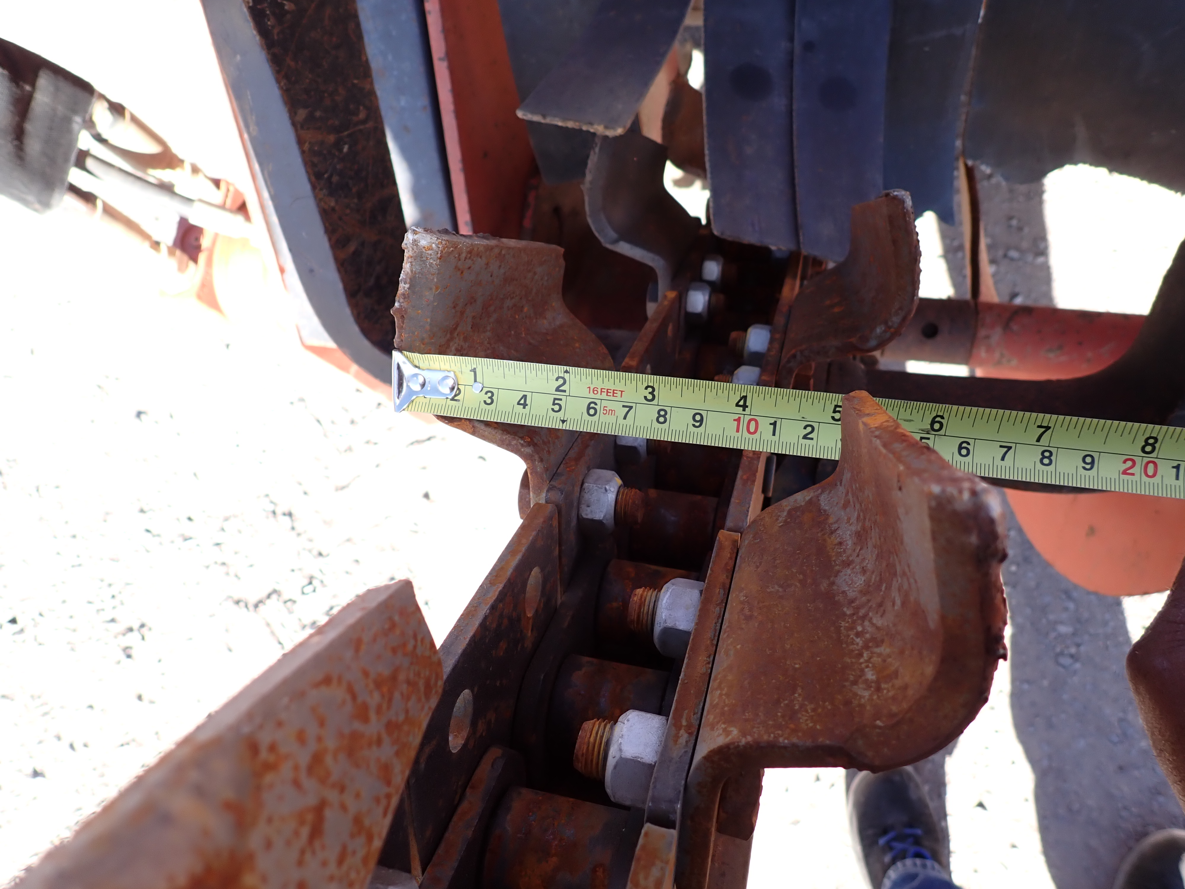 ./imagenes/INVOICE/2019/16495/ZANJADORA DITCH WITCH_RT45 (28).JPG